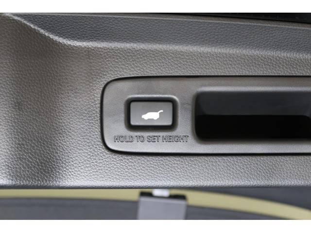 ヴェゼル ｅ：ＨＥＶＺ　認定中古車　２年保証付　ワンオーナー　ナビ　Ｂカメラ　ドラレコ　ＥＴＣ　運転支援　全周囲カメラ　ホンダコネクト　ＬＤＡ　衝突回避支援ブレーキ機能　パノラミックビューモニター　１オナ　追従　スマキ　半革（17枚目）