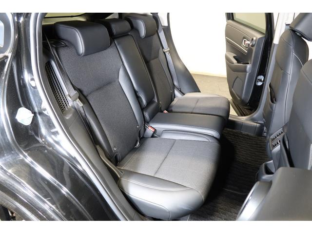 ヴェゼル ｅ：ＨＥＶＺ　認定中古車　２年保証付　ワンオーナー　ナビ　Ｂカメラ　ドラレコ　ＥＴＣ　運転支援　全周囲カメラ　ホンダコネクト　ＬＤＡ　衝突回避支援ブレーキ機能　パノラミックビューモニター　１オナ　追従　スマキ　半革（20枚目）