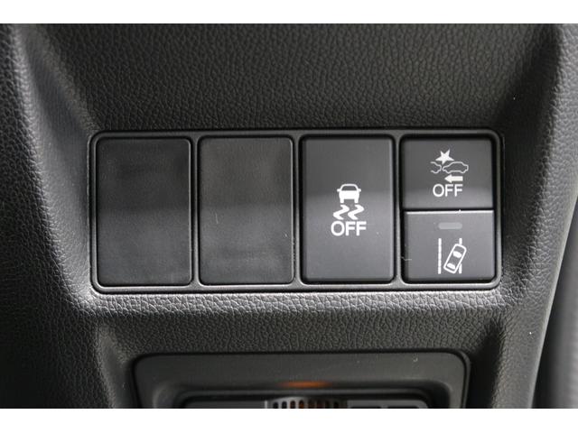 ステップワゴンスパーダ スパーダ・クールスピリットホンダセンシング　ホンダ認定中古車　１年保証　メモリーナビ　Ｂカメラ　ドラレコ　ＥＴＣワンオーナー　サイドエアバック　スマートキ　左右電動スライドドア　バックモニタ　Ｗエアコン　地ＴＶ　ナビ＆ＴＶ　ＵＳＢ　ＡＡＣ（17枚目）