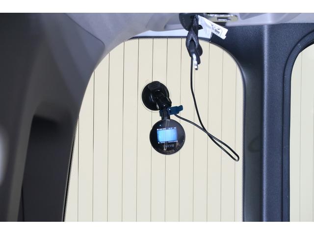 ステップワゴンスパーダ スパーダ・クールスピリットホンダセンシング　ホンダ認定中古車　１年保証　メモリーナビ　Ｂカメラ　ドラレコ　ＥＴＣワンオーナー　サイドエアバック　スマートキ　左右電動スライドドア　バックモニタ　Ｗエアコン　地ＴＶ　ナビ＆ＴＶ　ＵＳＢ　ＡＡＣ（24枚目）