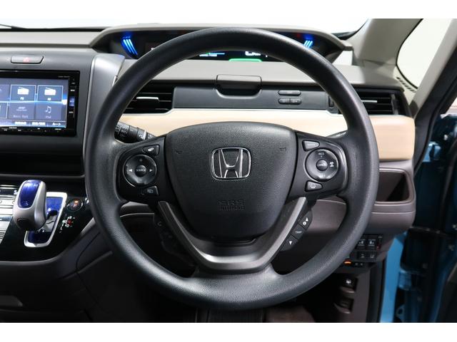 フリードハイブリッド ハイブリッド・Gホンダセンシング ホンダ認定中古車 1年保証 ワンオーナー ナビ バックカメラ ドラレコ ETC 軽減ブレーキ キーフリーシステム 1オ-ナ- DVD再生可能 ECON 後カメラ Aクルーズ 地デジフルセグTV ABS(17枚目)