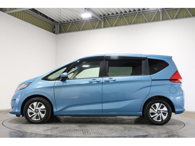 フリードハイブリッド ハイブリッド・Gホンダセンシング ホンダ認定中古車 1年保証 ワンオーナー ナビ バックカメラ ドラレコ ETC 軽減ブレーキ キーフリーシステム 1オ-ナ- DVD再生可能 ECON 後カメラ Aクルーズ 地デジフルセグTV ABS(30枚目)