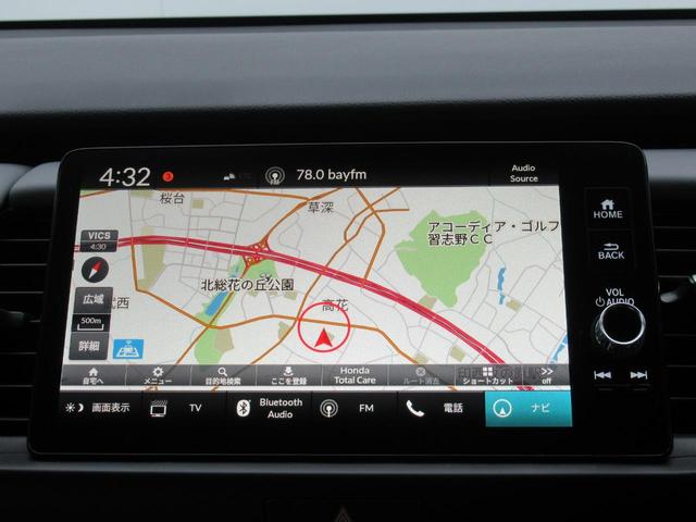 ｅ：ＨＥＶＲＳ　ホンダセンシングナビバックモニターＥＴＣ　サイドエアバッグ　ＬＥＤライト　Ｂカメラ　１オーナー　禁煙　横滑り防止装置　スマ－トキ－　オートエアコン　ＥＴＣ車載器　フルセグ　ＴＶナビ　ＡＢＳ　エアバック(5枚目)
