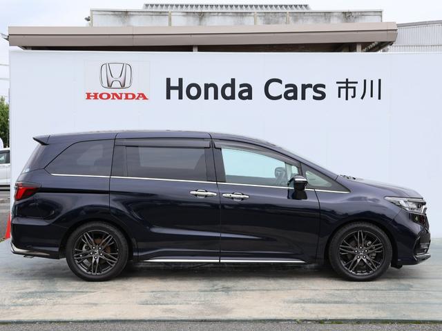 オデッセイハイブリッド ｅ：ＨＥＶアブソルート・ＥＸ　運転支援機能（ホンダセンシング）　マルチビューカメラ　ブラインドスポットインフォメーション　シートヒーター　電動シート　ＬＥＤヘッドライト　純正ナビ　Ｂｌｕｅｔｏｏｔｈ接続　ワンオーナー車　ＡＣ　ＰＳ（17枚目）