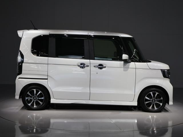 Ｎ－ＢＯＸカスタム Ｇ・Ｌホンダセンシング　運転支援機能　衝突軽減ブレーキ　両側電動スライドドア　ＬＥＤヘッドライト　ＥＴＣ純正ナビ　バックカメラ　Ｂｌｕｅｔｏｏｔｈ接続　前後ドライブレコーダ　シートヒーターワンオーナー車　地デジＴＶ　禁煙（17枚目）