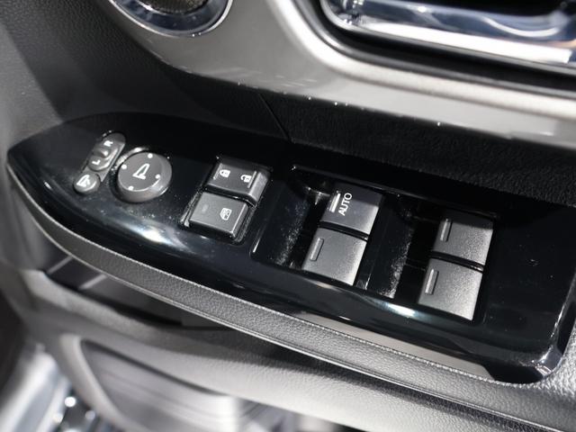 Ｎ－ＢＯＸカスタム Ｌターボスタイル＋ブラック　禁煙車　運転支援機能　衝突軽減ブレーキ　ドラレコ　純正ナビ　バックカメラ　本革ステアリング　スマートキー　オートリトラミラー　両側電動スライドドア　運転席＆助手席シートヒーター　ベンチＳ　スマ－トキ－（22枚目）