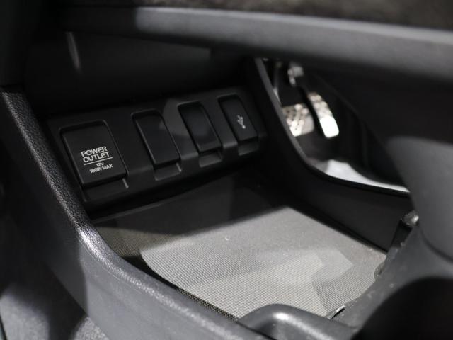 ヴェゼル ハイブリッドＲＳ・ホンダセンシング　運転支援機能　衝突軽減ブレーキ　ＥＴＣ　ＬＥＤヘッドライト　　ＬＥＤフォグライト純正７インチナビ　バックカメラ　Ｂｌｕｅｔｏｏｔｈ接続　１８インチアルミホイール　１オ－ナ－　定期点検記録簿　Ｒカメ（46枚目）