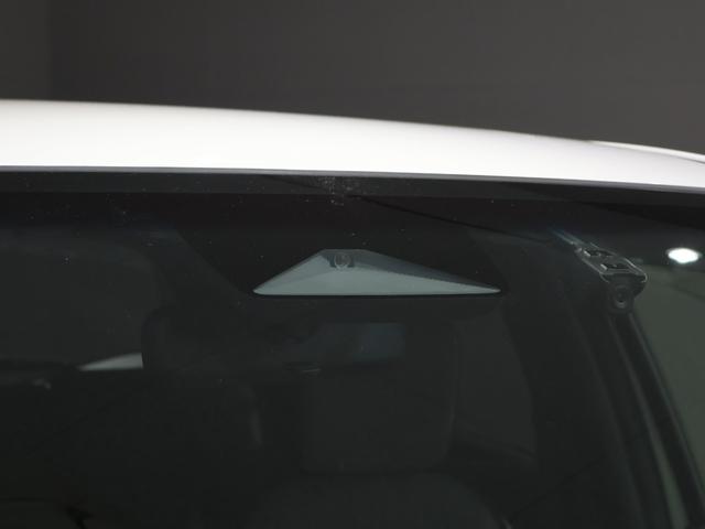 フィット e:HEVクロスター 禁煙車 運転支援機能 衝突軽減ブレーキ LEDヘッドライト スマートキー ETC 純正9インチナビ Bluetooth接続 USB端子 バックカメラ 障害物センサー VSAワンオーナー車 1オーナー(12枚目)