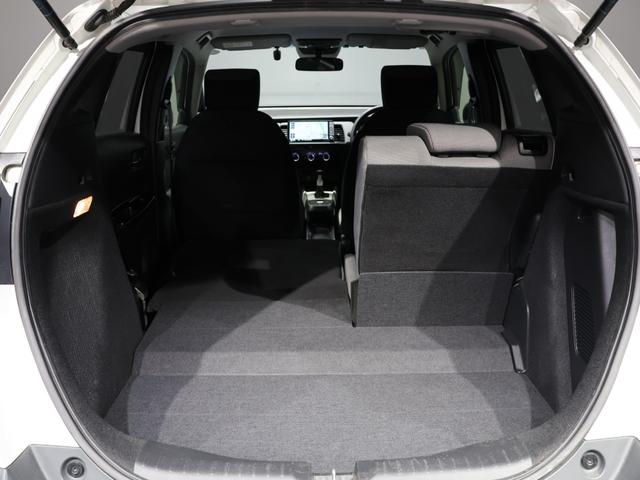 フィット e:HEVクロスター 禁煙車 運転支援機能 衝突軽減ブレーキ LEDヘッドライト スマートキー ETC 純正9インチナビ Bluetooth接続 USB端子 バックカメラ 障害物センサー VSAワンオーナー車 1オーナー(61枚目)