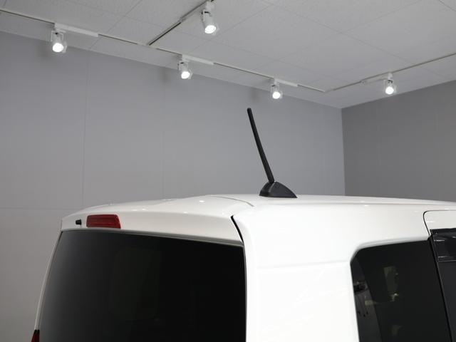 N-BOX ベースグレード 元試乗車 運転支援機能 衝突軽減ブレーキ 禁煙車 リア左側パワースライドドア 純正8インチナビ バックカメラ Bluetooth接続 ドライブレコーダー シートヒーター ETC ワンオーナー車 地デジ(63枚目)