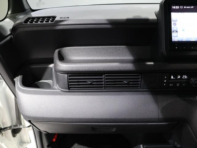 N-BOXカスタム ターボコーディネートスタイル 元試乗車 運転支援機能 衝突軽減ブレーキ 禁煙車 ツートンカラー LEDヘッドライト 両側電動スライドドア 純正8インチナビ バックカメラ Bluetooth接続 ETCドラレコ 両側電動ドア VSA(52枚目)