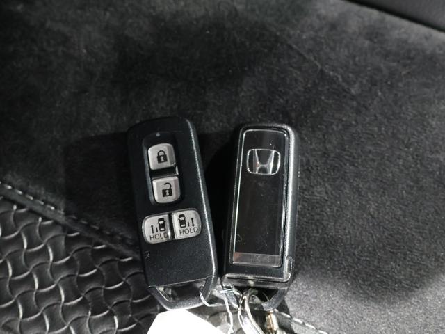 Ｎ－ＢＯＸカスタム ＥＸターボ　運転支援機能　衝突軽減ブレーキ　ＬＥＤヘッドライト　両側電動スライドドア　ＥＴＣ純正８インチナビ　バックカメラ　Ｂｌｕｅｔｏｏｔｈ接続　リア席１２．８インチモニター　ＶＳＡドライブレコーダー　地デジ（19枚目）