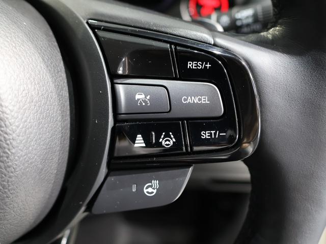 ヴェゼル ｅ：ＨＥＶＺ　禁煙車　運転支援機能　衝突軽減ブレーキ　パワーテールゲート　ＬＥＤヘッドライト　　障害物センサー　純正ナビ　バックカメラ　Ｂｌｕｅｔｏｏｔｈ接続　ミュージックラック　ＥＴＣ　先進ライト　スマキ　Ｄレコ（34枚目）