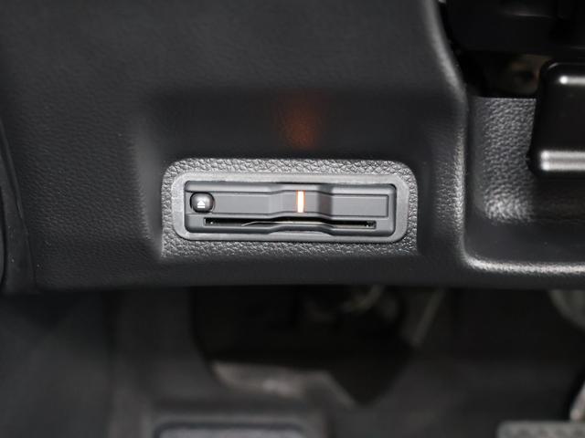 ヴェゼル ｅ：ＨＥＶＺ　禁煙車　運転支援機能　衝突軽減ブレーキ　パワーテールゲート　ＬＥＤヘッドライト　　障害物センサー　純正ナビ　バックカメラ　Ｂｌｕｅｔｏｏｔｈ接続　ミュージックラック　ＥＴＣ　先進ライト　スマキ　Ｄレコ（37枚目）