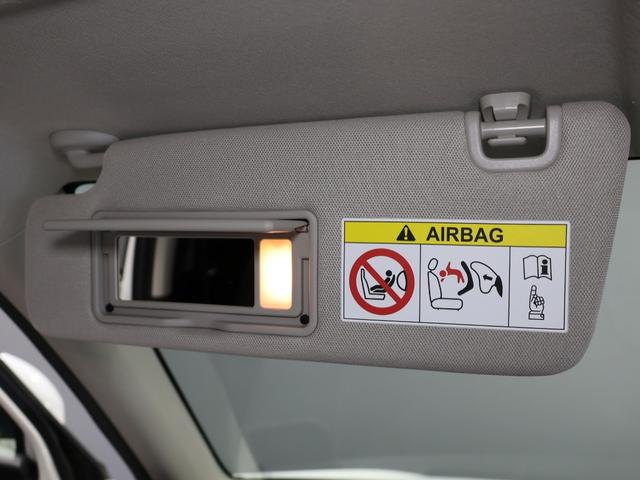 ヴェゼル ｅ：ＨＥＶＺ　禁煙車　運転支援機能　衝突軽減ブレーキ　パワーテールゲート　ＬＥＤヘッドライト　　障害物センサー　純正ナビ　バックカメラ　Ｂｌｕｅｔｏｏｔｈ接続　ミュージックラック　ＥＴＣ　先進ライト　スマキ　Ｄレコ（52枚目）