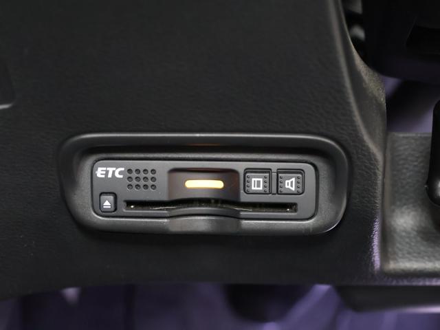 ヴェゼル ハイブリッドＲＳ・ホンダセンシング　禁煙車　運転支援機能　衝突軽減ブレーキ　ＬＥＤヘッドライト　パフォーマンスダンパー　ＥＴＣ　純正８インチナビ　バックカメラ　Ｂｌｕｅｔｏｏｔｈ接続　ドライブレコーダー　シートヒーター　サイドＳＲＳ（37枚目）