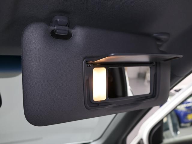 ヴェゼル ハイブリッドＲＳ・ホンダセンシング　禁煙車　運転支援機能　衝突軽減ブレーキ　ＬＥＤヘッドライト　パフォーマンスダンパー　ＥＴＣ　純正８インチナビ　バックカメラ　Ｂｌｕｅｔｏｏｔｈ接続　ドライブレコーダー　シートヒーター　サイドＳＲＳ（51枚目）