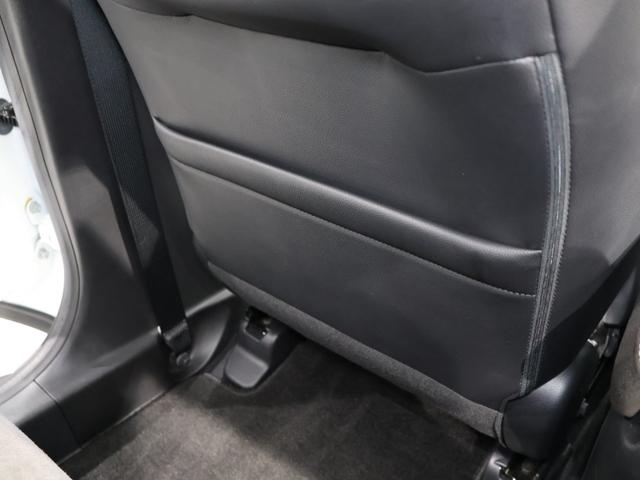 ヴェゼル ハイブリッドＲＳ・ホンダセンシング　禁煙車　運転支援機能　衝突軽減ブレーキ　ＬＥＤヘッドライト　パフォーマンスダンパー　ＥＴＣ　純正８インチナビ　バックカメラ　Ｂｌｕｅｔｏｏｔｈ接続　ドライブレコーダー　シートヒーター　サイドＳＲＳ（58枚目）