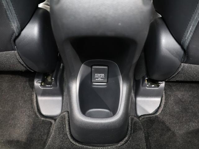 ヴェゼル ハイブリッドＲＳ・ホンダセンシング　禁煙車　運転支援機能　衝突軽減ブレーキ　ＬＥＤヘッドライト　パフォーマンスダンパー　ＥＴＣ　純正８インチナビ　バックカメラ　Ｂｌｕｅｔｏｏｔｈ接続　ドライブレコーダー　シートヒーター　サイドＳＲＳ（59枚目）