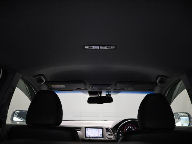ヴェゼル ハイブリッドＲＳ・ホンダセンシング　禁煙車　運転支援機能　衝突軽減ブレーキ　ＬＥＤヘッドライト　パフォーマンスダンパー　ＥＴＣ　純正８インチナビ　バックカメラ　Ｂｌｕｅｔｏｏｔｈ接続　ドライブレコーダー　シートヒーター　サイドＳＲＳ（60枚目）