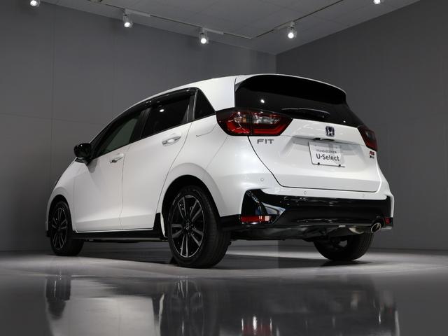 フィット ｅ：ＨＥＶＲＳ　運転支援機能　衝突軽減ブレーキ　ＬＥＤヘッドライト　前後ドライブレコーダ　ＥＴＣ　　　純正８インチナビ　バックカメラ　Ｂｌｕｅｔｏｏｔｈ接続　ホンダコネクト　障害物センサー　　ワンオーナー車　Ｄレコ（68枚目）