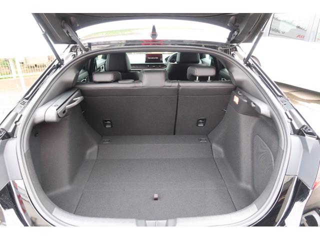 シビック ＲＳ　認定中古車　リヤカメラ付ナビ　ＥＴＣ　オートリトラミラー　Ｂカメラ　禁煙　パワーシート　ワンオーナ　衝突軽減ブレーキ　フルセグＴＶ　シートヒーター　スマートキー　クルーズコントロール　ＵＳＢ（38枚目）