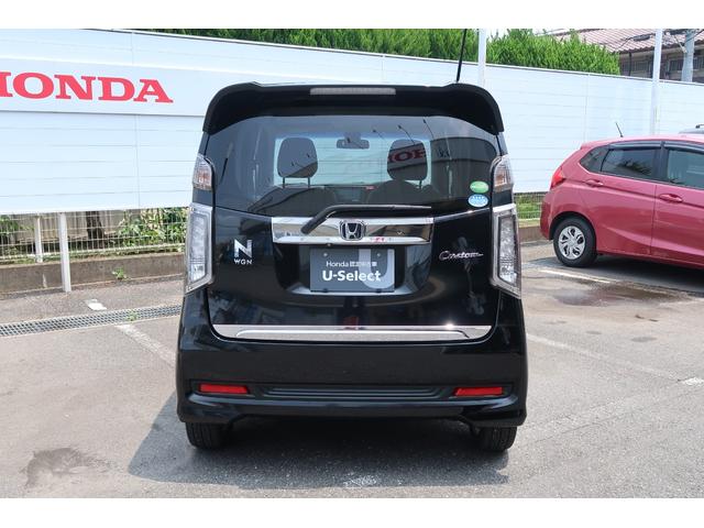 Ｎ－ＷＧＮカスタム Ｇ・ターボパッケージ　認定中古車　リヤカメラ付ナビ　ＥＴＣ　オートリトラミラー　１５インチアルミ　ワンオーナー　禁煙車　衝突軽減ブレーキシステム　セキュリティアラーム　助手席エアバック　ＤＶＤ再生可能　クルーズＣ　ナビＴＶ（5枚目）