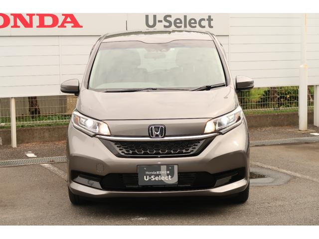フリード Ｇ　認定中古車　リヤカメラ付インターナビ　ＥＴＣ　前後ドライブレコーダー　オートリトラミラー　シートヒーター　１５インチアルミ　ワンオーナー　禁煙車　Ａクルーズ　記録簿　３列シート　カーテンエアバック（7枚目）