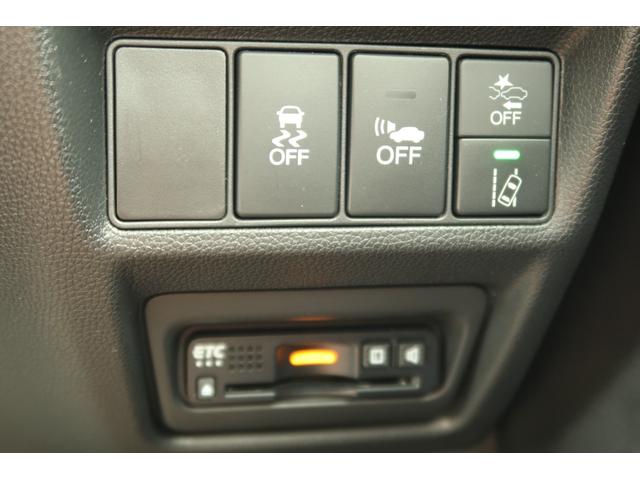 ステップワゴンスパーダ スパーダハイブリッドGホンダセンシング 認定中古車 リヤカメラ付ナビ ETC オートリトラミラー ドライブレコーダー 16インチアルミ 禁煙車 CMBS スマキー Aストップ ESC USB入力 両側自動ドア オートエアコン 地デジ 記録簿(28枚目)