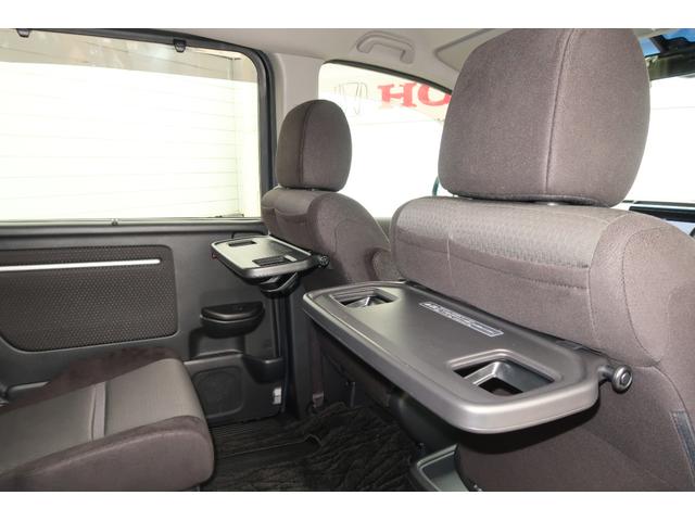 ステップワゴンスパーダ スパーダハイブリッドGホンダセンシング 認定中古車 リヤカメラ付ナビ ETC オートリトラミラー ドライブレコーダー 16インチアルミ 禁煙車 CMBS スマキー Aストップ ESC USB入力 両側自動ドア オートエアコン 地デジ 記録簿(31枚目)