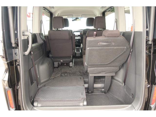ステップワゴンスパーダ スパーダハイブリッドGホンダセンシング 認定中古車 リヤカメラ付ナビ ETC オートリトラミラー ドライブレコーダー 16インチアルミ 禁煙車 CMBS スマキー Aストップ ESC USB入力 両側自動ドア オートエアコン 地デジ 記録簿(37枚目)