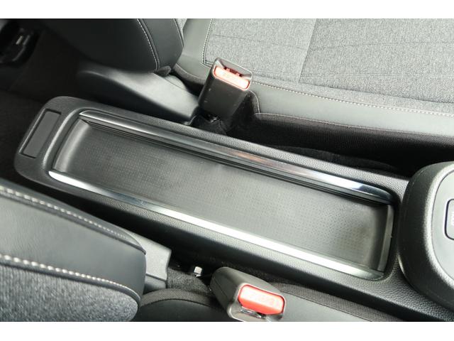 フィット ホーム　認定中古車　リヤカメラ付インターナビ　オートリトラミラー　パーキングセンサー　ワンオーナー　禁煙車　衝突軽減ブレーキ　リアカメ　ＬＥＤライト　オートライト　クリアランスソナー　フルセグＴＶ　ドラレコ（28枚目）