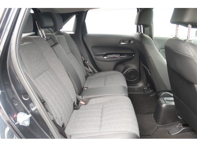 フィット ホーム　認定中古車　リヤカメラ付インターナビ　オートリトラミラー　パーキングセンサー　ワンオーナー　禁煙車　衝突軽減ブレーキ　リアカメ　ＬＥＤライト　オートライト　クリアランスソナー　フルセグＴＶ　ドラレコ（33枚目）