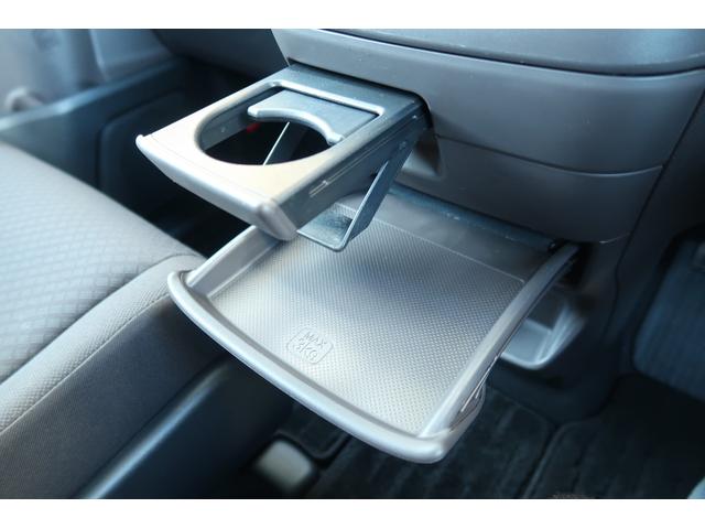 フリード Ｇ・ホンダセンシング　認定中古車　リアカメラ付インターナビ　ドライブレコーダー　シートヒーター　ＥＴＣ　オートリトラミラー　ワンオーナー　禁煙車　Ｆセグ　追突被害軽減ブレーキ　ｉストップ　Ｗエアバッグ　パワーウィンドウ（26枚目）