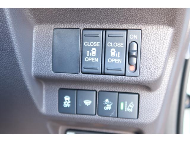 フリード Ｇ・ホンダセンシング　認定中古車　リアカメラ付インターナビ　ドライブレコーダー　シートヒーター　ＥＴＣ　オートリトラミラー　ワンオーナー　禁煙車　Ｆセグ　追突被害軽減ブレーキ　ｉストップ　Ｗエアバッグ　パワーウィンドウ（29枚目）