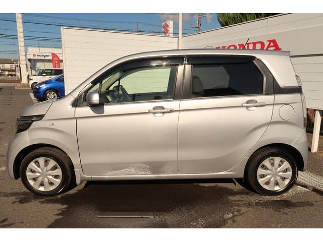 Ｎ－ＷＧＮ Ｇ・Ａパッケージ　認定中古車　リアカメラ付ナビ　ワンオーナー　禁煙車　カーテンエアバッグ　セキュリティー　ＡＵＴＯエアコン　パワーウインドウ　記録簿付き　スマートキー　ベンチシート　ＥＳＣ　運転席助手席エアバック（5枚目）