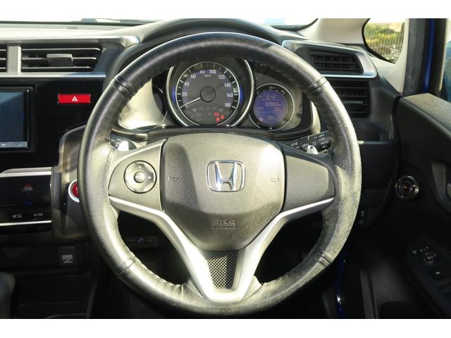 フィット １３Ｇ・Ｓパッケージ　認定中古車　リアカメラ付社外ナビ　社外ドライブレコーダー　１５インチアルミ　ＥＴＣ　ワンオーナー　禁煙車　カーテンエアバッグ　ＤＶＤ再生可　キーレス　フルセグテレビ　ナビ＆ＴＶ　オートエアコン　ＡＢＳ（28枚目）