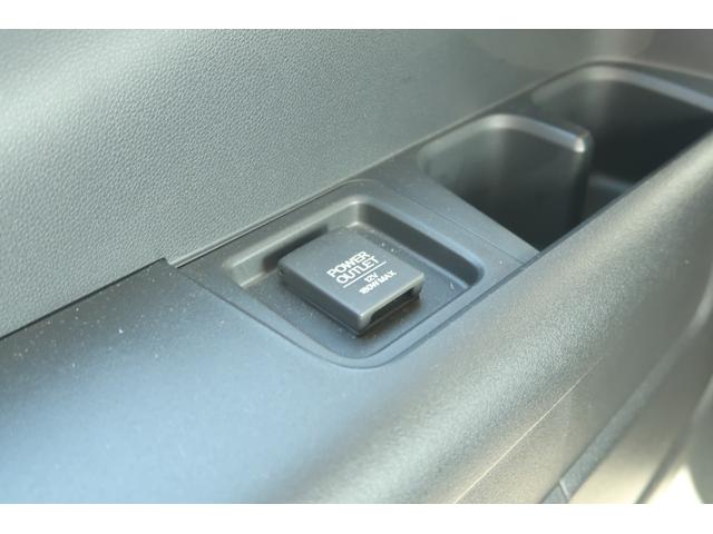 ステップワゴンスパーダ スパーダ・クールスピリットホンダセンシング サイドエアバック スマートキ 左右電動スライドドア バックモニタ Wエアコン 地TV ナビ&TV 助手席エアバッグ AAC 横滑り防止機能 ターボ車 三列シート ドライブレコーダ シートヒータ ABS(37枚目)