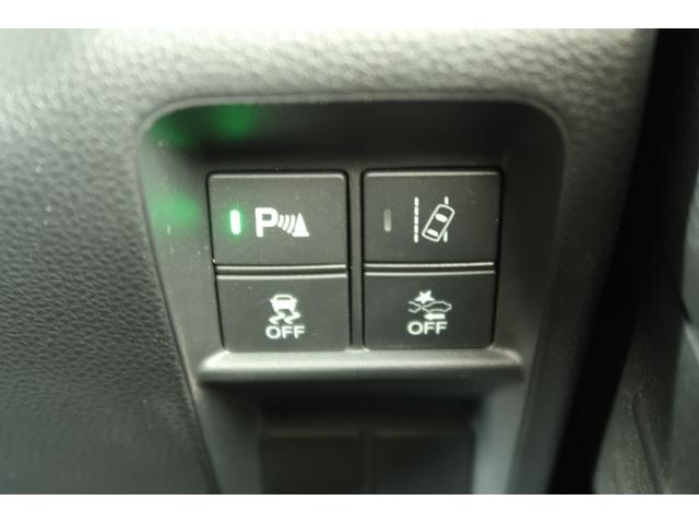 N-VAN+スタイル ファン・ターボホンダセンシング 認定中古車 リヤカメラ付インターナビ ETC 社外ドライブレコーダー パーキングセンサー ルーフキャリア マルチボード 禁煙車 禁煙使用 スマートキープッシュスタート ナビ&TV オートクルーズ PW(28枚目)