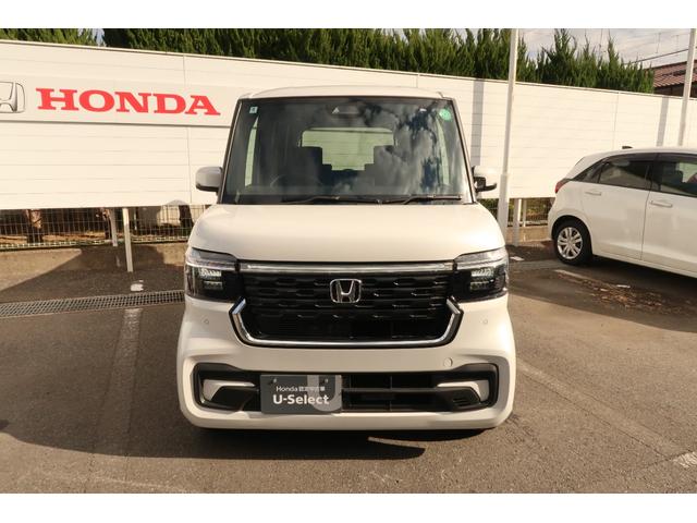 Ｎ－ＢＯＸカスタム ベースグレード　認定中古車　リヤカメラ付インターナビ　オートリトラミラー　パーキングセンサー　１４インチアルミ　シートヒーター　ワンオーナー　禁煙　Ｗ電動ドア　ＵＳＢ接続　ＣＭＢＳ　１オーナー　ベンチシート　ＬＥＤ（14枚目）