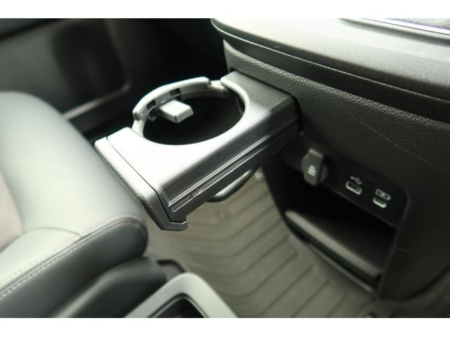 ステップワゴン e:HEVスパーダプレミアムライン 認定中古車 リヤカメラ付インターナビ ETC マルチビューカメラシステム 前後ドライブレコーダー パーキングセンサー 17インチアルミ リア席モニター ワンオーナー 禁煙 マルチカメラ Pテールゲート(33枚目)