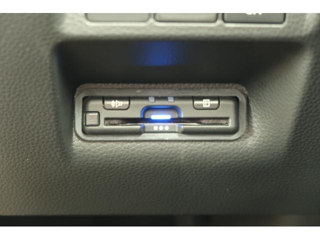 ステップワゴン e:HEVスパーダプレミアムライン 認定中古車 リヤカメラ付インターナビ ETC マルチビューカメラシステム 前後ドライブレコーダー パーキングセンサー 17インチアルミ リア席モニター ワンオーナー 禁煙 マルチカメラ Pテールゲート(37枚目)