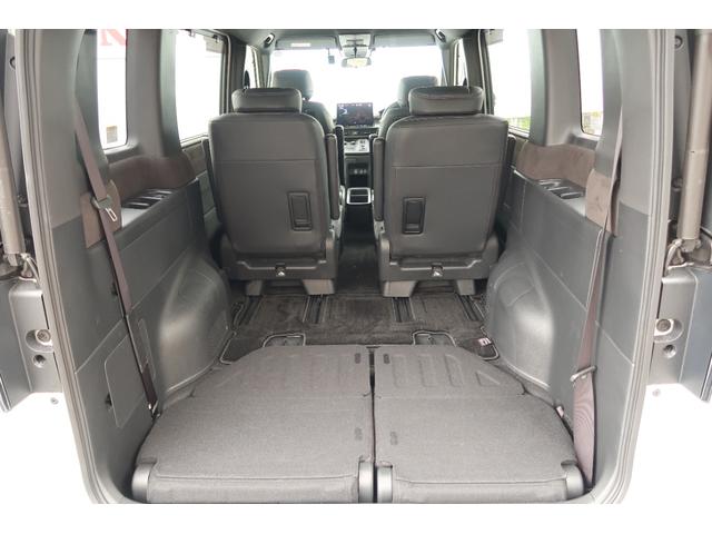 ステップワゴン e:HEVスパーダプレミアムライン 認定中古車 リヤカメラ付インターナビ ETC マルチビューカメラシステム 前後ドライブレコーダー パーキングセンサー 17インチアルミ リア席モニター ワンオーナー 禁煙 マルチカメラ Pテールゲート(49枚目)