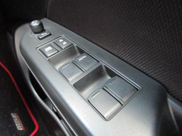 スイフトスポーツ ベースグレード　６速　マニュアル　ＴＭ－ＳＱＵＡＲＥバンパー　ＲＲＰスーパーロムＥＣＵ　ＧＲｅｄｄｙマフラー　テイン車高調　ＧＲｅｄｄｙリアスポ　トライフォースエアクリ　フロントアッパーサポート　メンバーステー（30枚目）