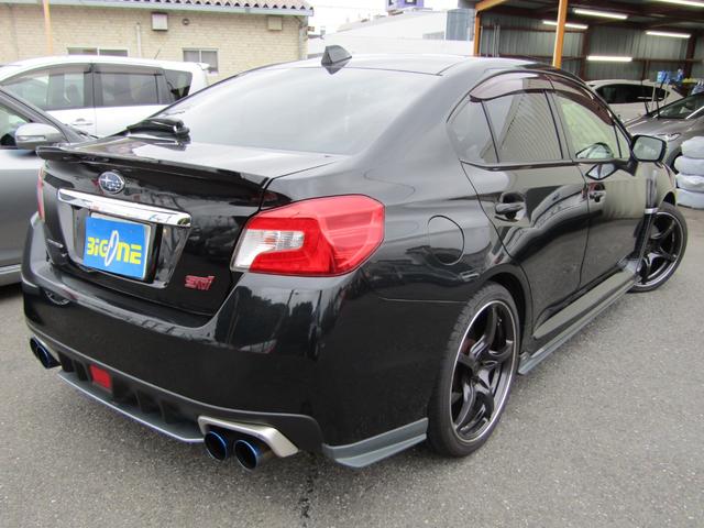 ＷＲＸ ＳＴＩ ＳＴＩ　６速　マニュアル　本革レカロシート　スポーツスター　柿本マフラー　レイズＧ５０　鍛造　１９インチ　クスコ車高調　パナソニックナビ　バックカメラ　ＥＴＣ　車検Ｒ９年６月迄（12枚目）