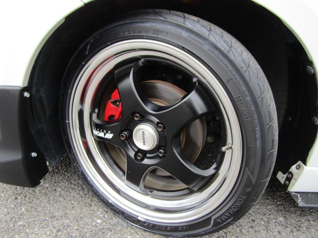 スイフトスポーツ ベースグレード　最終型　ワンオーナー　禁煙車　ワークエモーション１７ＡＷ　車高調　フジツボツインマフラー　ゼロセンチャンバー　スロコン　フルエアロ　ナビ　Ｂｌｕｅｔｏｏｔｈ対応　ＴＶ　バックカメラ　社外パーツ多（15枚目）