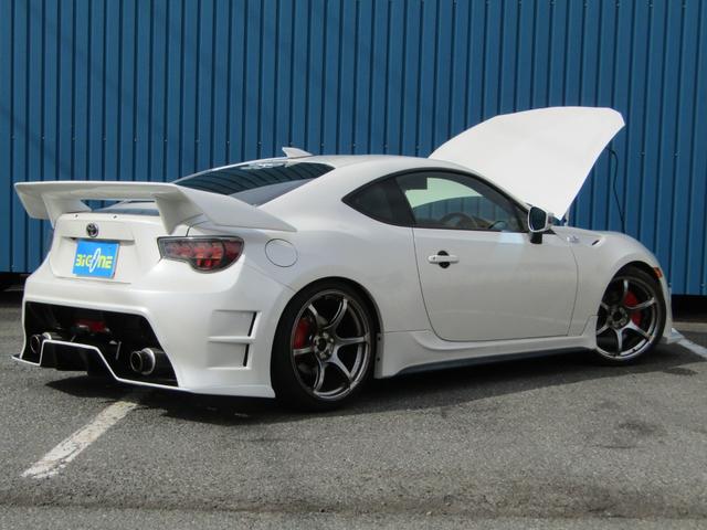 86 GT 6速 マニュアル車 HKS車高調 HKSマフラー アドバン19AW ブリッツフロントエアロ KUHLリアエアロ TRDサイドステップ 326パワーリアウィング Defi3連メーター ナビTV(60枚目)