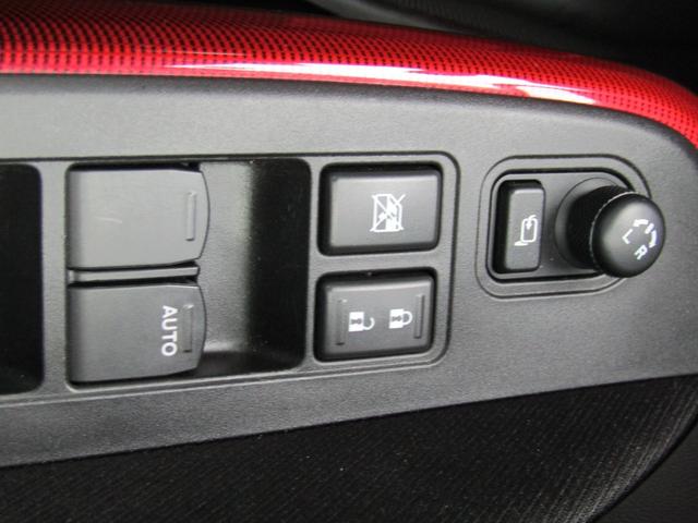 スイフトスポーツ ベースグレード 6速 マニュアル車 ターボ BLITZ車高調 ナビ フルセグTV Bluetooth対応 LEDヘッドライト プッシュスタート シートヒーター プッシュスタート(38枚目)