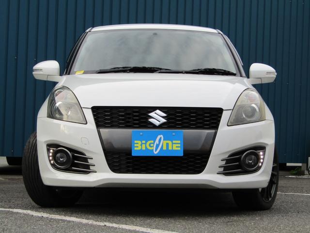 スイフトスポーツ ベースグレード 6速マニュアル車 NA1600cc HIDヘッドライト プッシュスタート 純正17インチアルミホイール モンスターシフトノブ クルコン 電格ミラー KENWOODナビ SDナビ フルセグTV視聴(10枚目)