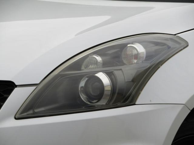 スイフトスポーツ ベースグレード 6速マニュアル車 NA1600cc HIDヘッドライト プッシュスタート 純正17インチアルミホイール モンスターシフトノブ クルコン 電格ミラー KENWOODナビ SDナビ フルセグTV視聴(11枚目)